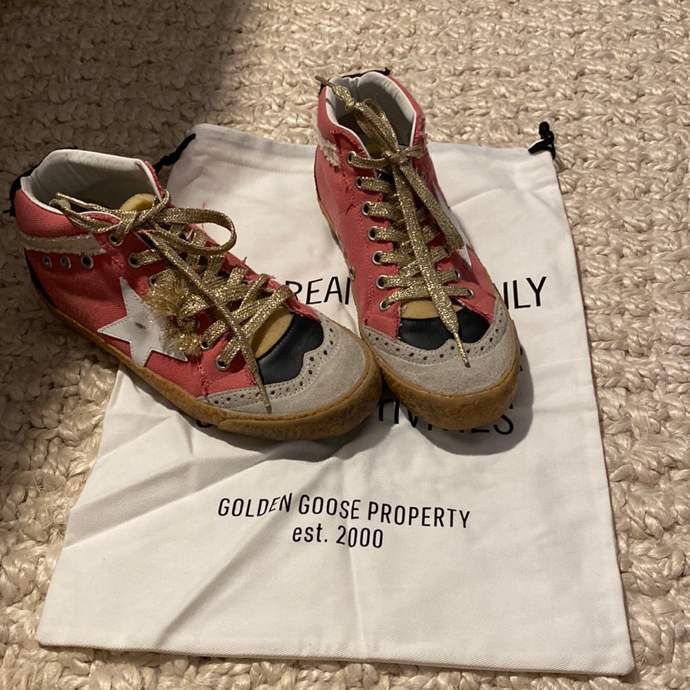 Golden Goose Mid star pink sneakers